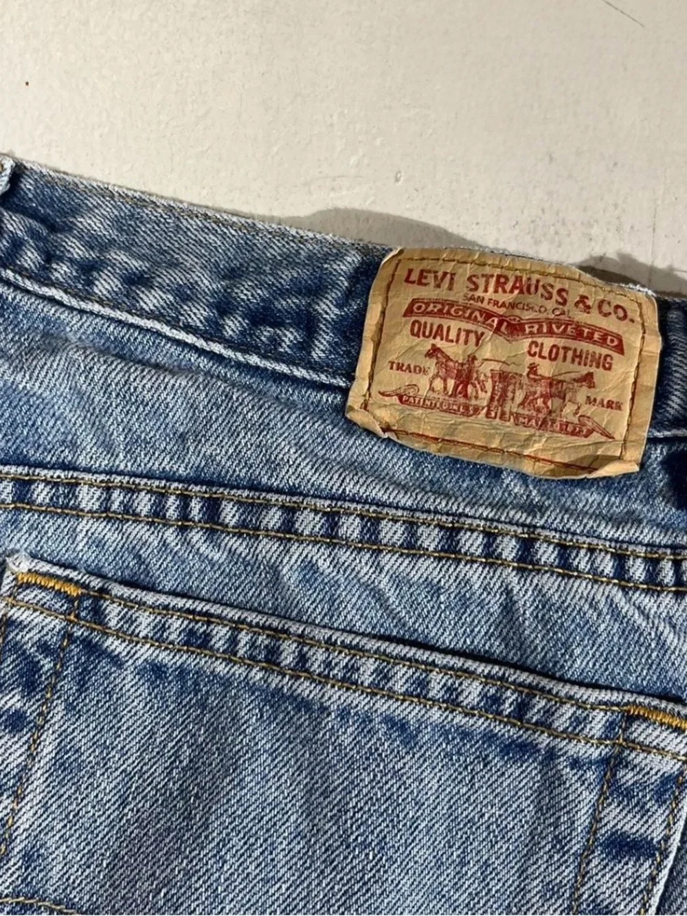 Levi's 550 Men's Vintage Straight Jeans 34x30